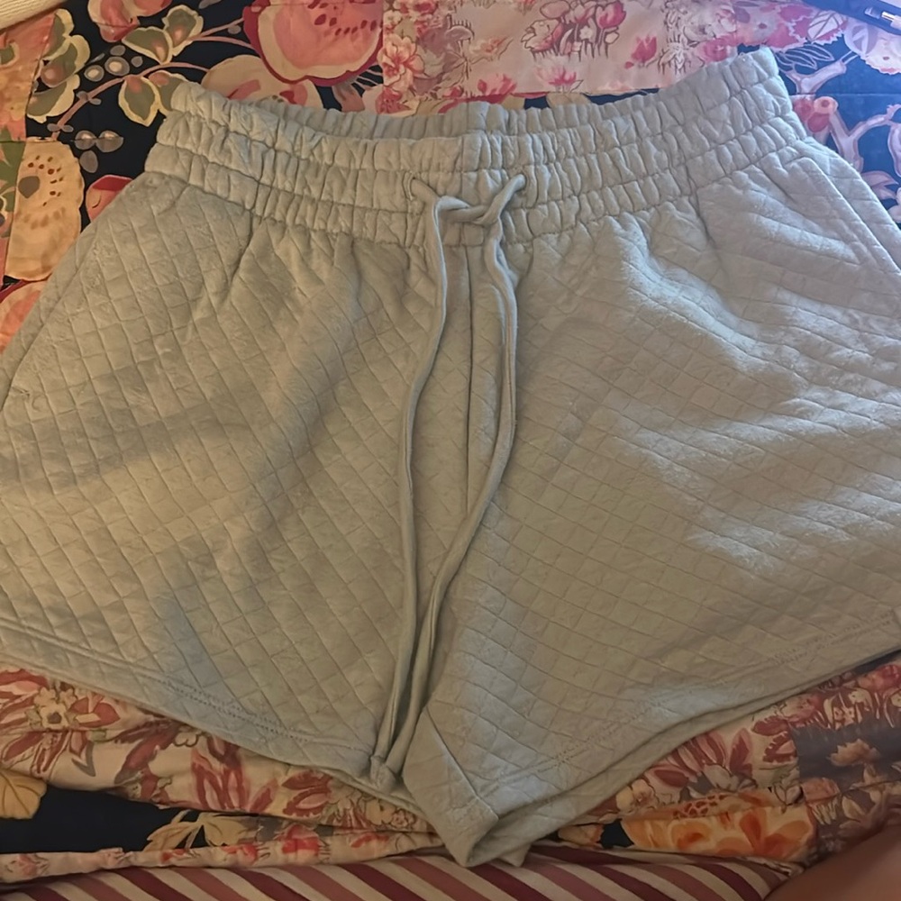 Gilly hicks Small comfy shorts